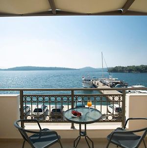 Enalion Top Floor Apartment With Viewboat Dock & Close To Nidri! Exterior photo