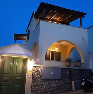 Mostra Villa Spetses Island Exterior photo