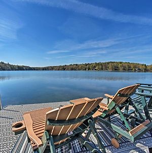 Lakeside Retreat Fire Pit, Bbq, And Paddleboat! Villa Milford Exterior photo