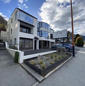 Queenstown House Lakeside Apartment Exterior photo