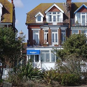 Breakers Bed And Breakfast Eastbourne Exterior photo