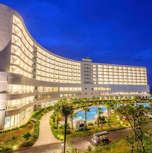 Selectum Noa Resort Cam Ranh Exterior photo
