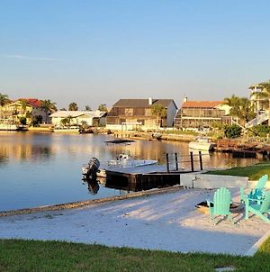 Chic Waterfront Home With Pool, Beach And Gulf Access! Port Richey Exterior photo