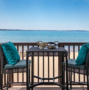 New Listing Beach Bliss 211! Stunning Bay View Apartment Traverse City Exterior photo