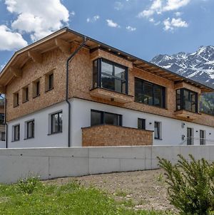 Chalet Vega - Arlberg Holiday Home Pettneu am Arlberg Exterior photo