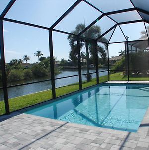 Still Waters - Listen To The Sound Of Silence Villa Cape Coral Exterior photo