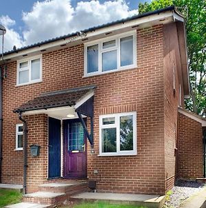 Lightwater - Immaculate 1 Bedroom House Bagshot Exterior photo