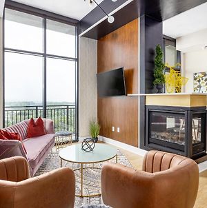 Alluringly Extravagant Buckhead Penthouse Apartment Atlanta Exterior photo