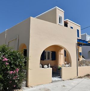Κυκλαδίτικη Βίλα Στην Παραλία Αντώνηδες, Κύθνου Villa Kanala Exterior photo