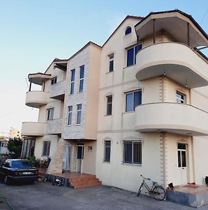 Ramar Apartments Golem  Exterior photo