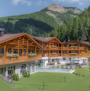Hotel Rodella Selva di Val Gardena Exterior photo
