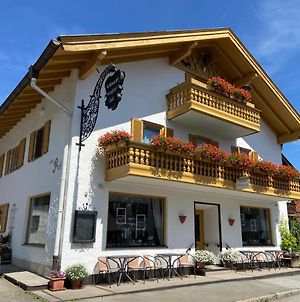 Gastehaus U Ferienwohnungen Veronika Incl Fruhstucksbuffet Unterammergau Exterior photo