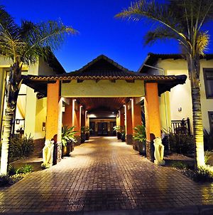 Villa Bali Luxury Guesthouse Bloemfontein Exterior photo