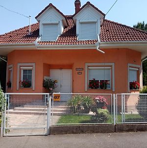 Marika Apartman Apartment Hajduszoboszlo Exterior photo