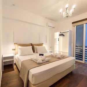 Polymnia Luxury Apartments Argostoli Exterior photo