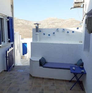 Cycladic House White And Blue In Kato Chora Villa Serifos Island Exterior photo