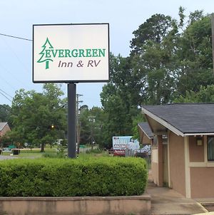 Evergreen Inn And R.V. Winnfield Exterior photo
