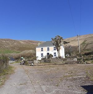Gleann Loic Farmhouse Villa Dingle Exterior photo