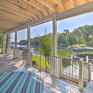 Grand Waterfront Retreat With Dock, Slip And Game Room Hot Springs Exterior photo