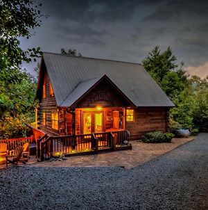Standing Bear Lodge Blue Ridge Exterior photo