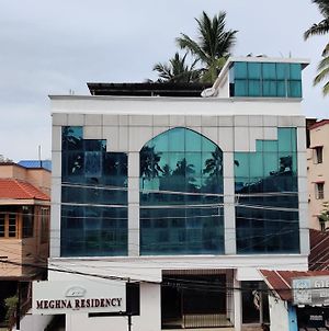 Meghna Residency Hotel Thiruvananthapuram Exterior photo