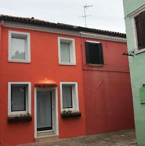 Casa Arancione A Burano Apartment Exterior photo