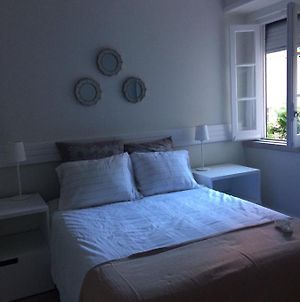 Romantic Renewed 1 Bedroom Apartment At Areeiro Lisbon Exterior photo