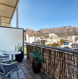 City Slicker Double Volume Loft, Magnificent Table Mountain View, Close To V&A Waterfront, Never Any Load Shedding! Cape Town Exterior photo