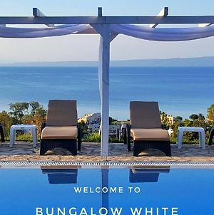 Bungalow White Apartments And Suites Pefkochori Exterior photo
