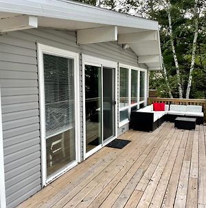 Snowden Lake Home With Deck - 8 Mi To Rhinelander! Exterior photo