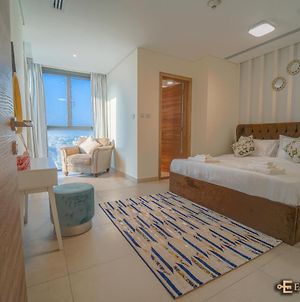 Everluxe - Mirdif Hills 1 Bedroom Dubai Exterior photo