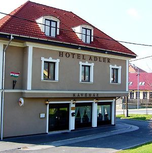 Adler Hotel Budaors Exterior photo