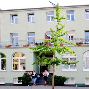 Hotel Garni Villa Ostseegruss Obje Rostock Exterior photo