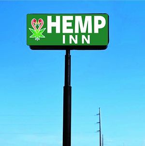 Hemp Hotel A Travelodge By Wyndham Oklahoma City South Exterior photo