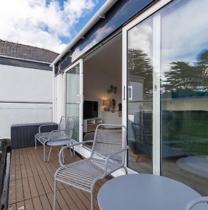 25 Coedrath Park - Sea Views From Balcony, Short Walk To Beach, Parking Apartment Saundersfoot Exterior photo