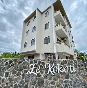 Le Kokoti Apartment Flic en Flac Exterior photo