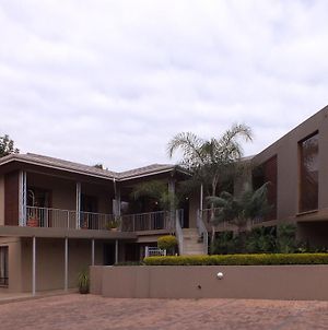 Acacia Guest House Mbombela Exterior photo