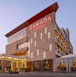 Ramada By Wyndham Aligarh Gt Road Hotel Exterior photo