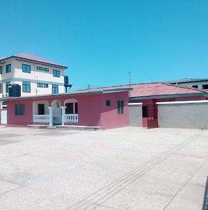 Jackson Guesthouse Elmina Exterior photo