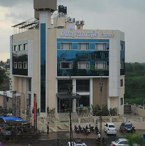 Hotel Udayanraje Palace Ahmednagar Exterior photo