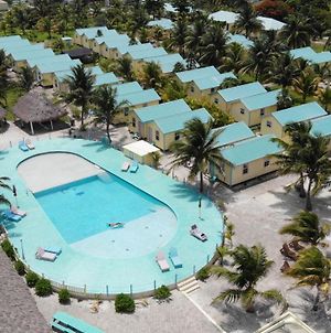 Royal Caribbean Resort San Pedro  Exterior photo