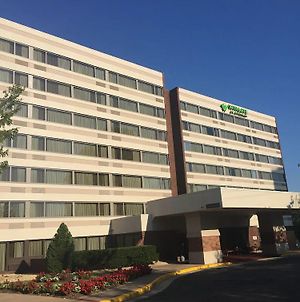 Wingate By Wyndham Springfield Hotel Exterior photo