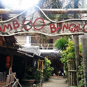 Bamboo Bungalows Resthouse Boracay Island Exterior photo