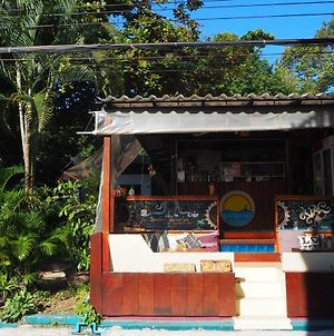 Sundaze Samet - Bar & Hostel Koh Samet Exterior photo