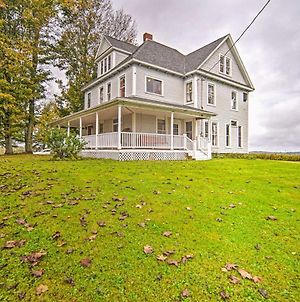 Historic Victorian Farmhouse With Porch And Views! Villa Mayville Exterior photo