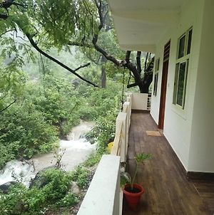 Shivanjal Wellness And Accommodation Rishikesh Exterior photo