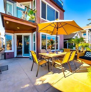 Tropical Awesome Hotel Newport Beach Exterior photo