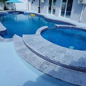Luxurious House With Bautiful Pool Heater Incluid Villa Miami Gardens Exterior photo
