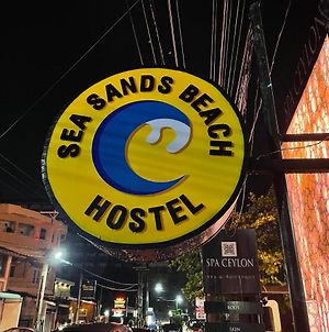 Sea Sands Beach Hostel Negombo Exterior photo