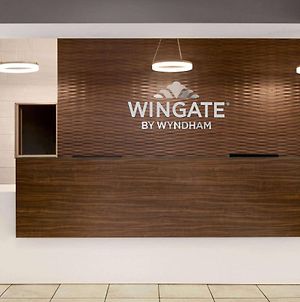 Wingate By Wyndham Lethbridge Hotel Exterior photo